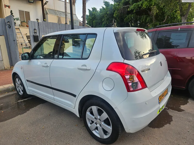 Suzuki Swift 2ème main, 2010, privée