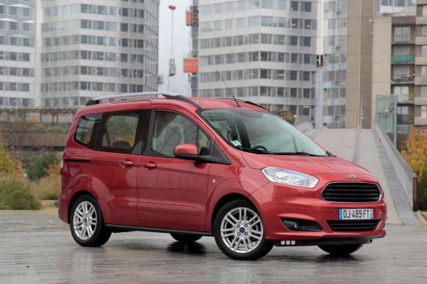 Ford Tourneo Courier 2014. Bodywork, Exterior. Compact Van, 1 generation