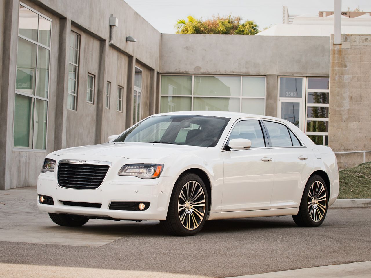 Chrysler 300 long