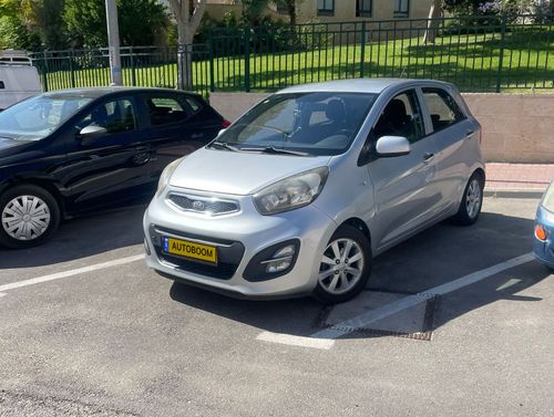 Kia Picanto 2nd hand, 2013, private hand