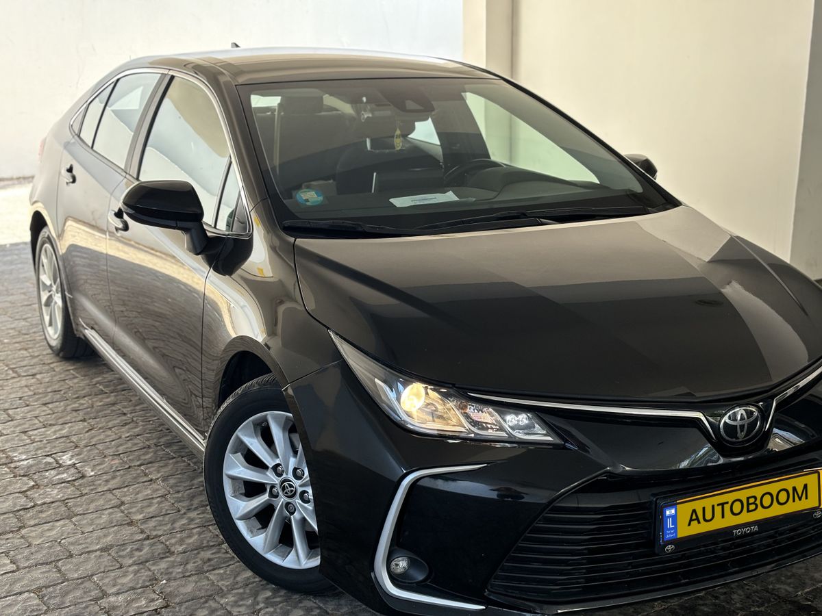 Toyota Corolla 2nd hand, 2023, private hand
