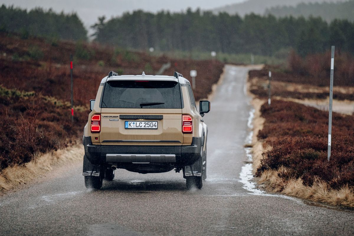 Toyota Land Cruiser 2024. Кузов, экстерьер. Внедорожник 5 дв., 5 поколение