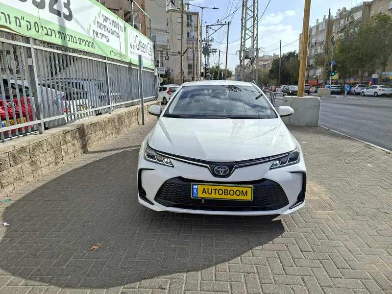 Toyota Corolla 2nd hand, 2023