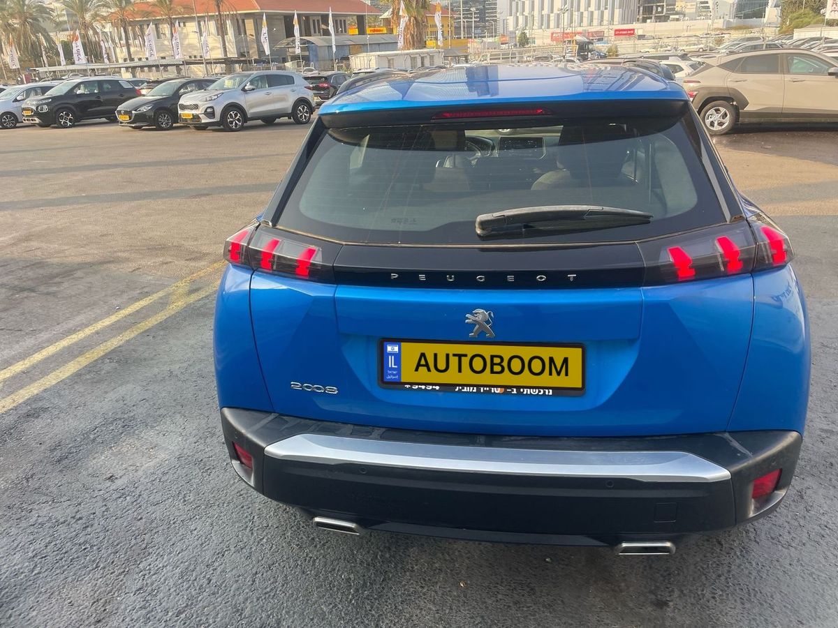 Peugeot 2008 с пробегом, 2022