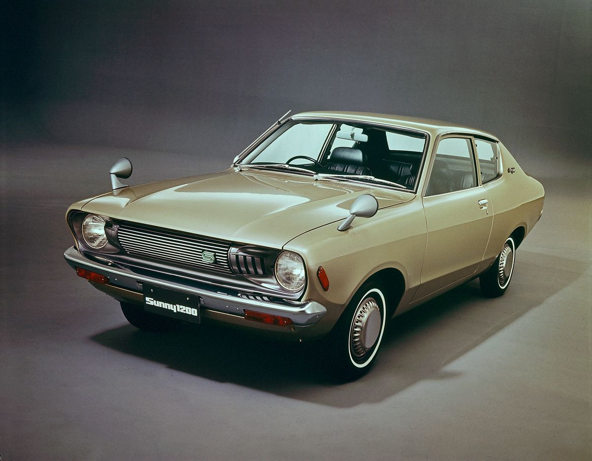 Datsun Sunny 1973. Bodywork, Exterior. Sedan 2-doors, 1 generation