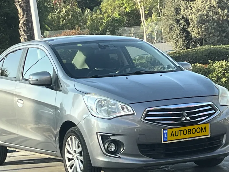 Mitsubishi Attrage 2ème main, 2016, main privée