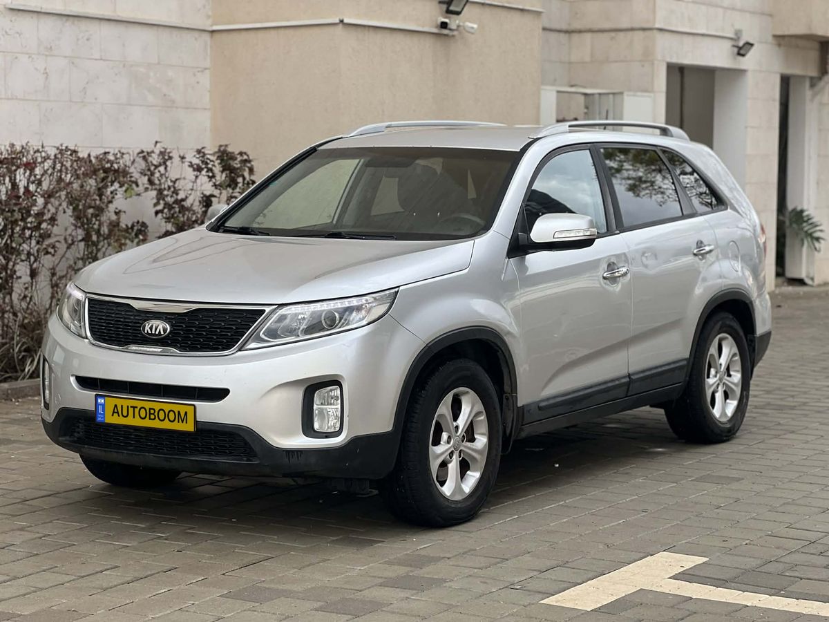 Kia Sorento с пробегом, 2013