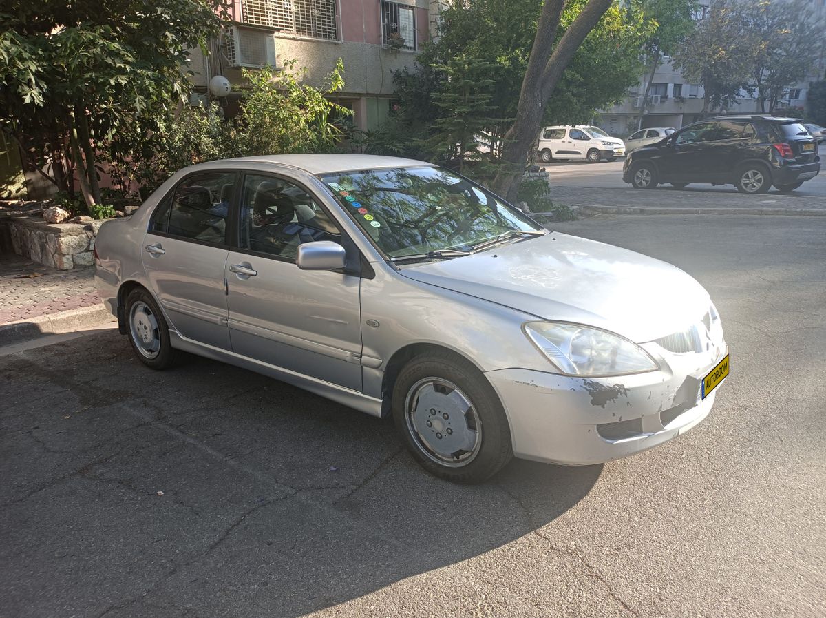 Mitsubishi Lancer с пробегом, 2006, частная рука