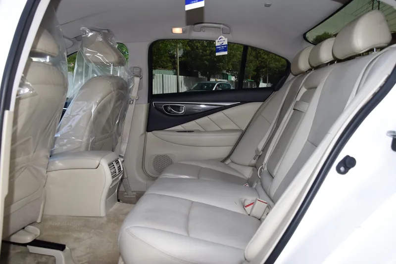 Infiniti Q50 2nd hand, 2015
