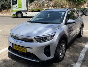 Kia Stonic, 2022, photo