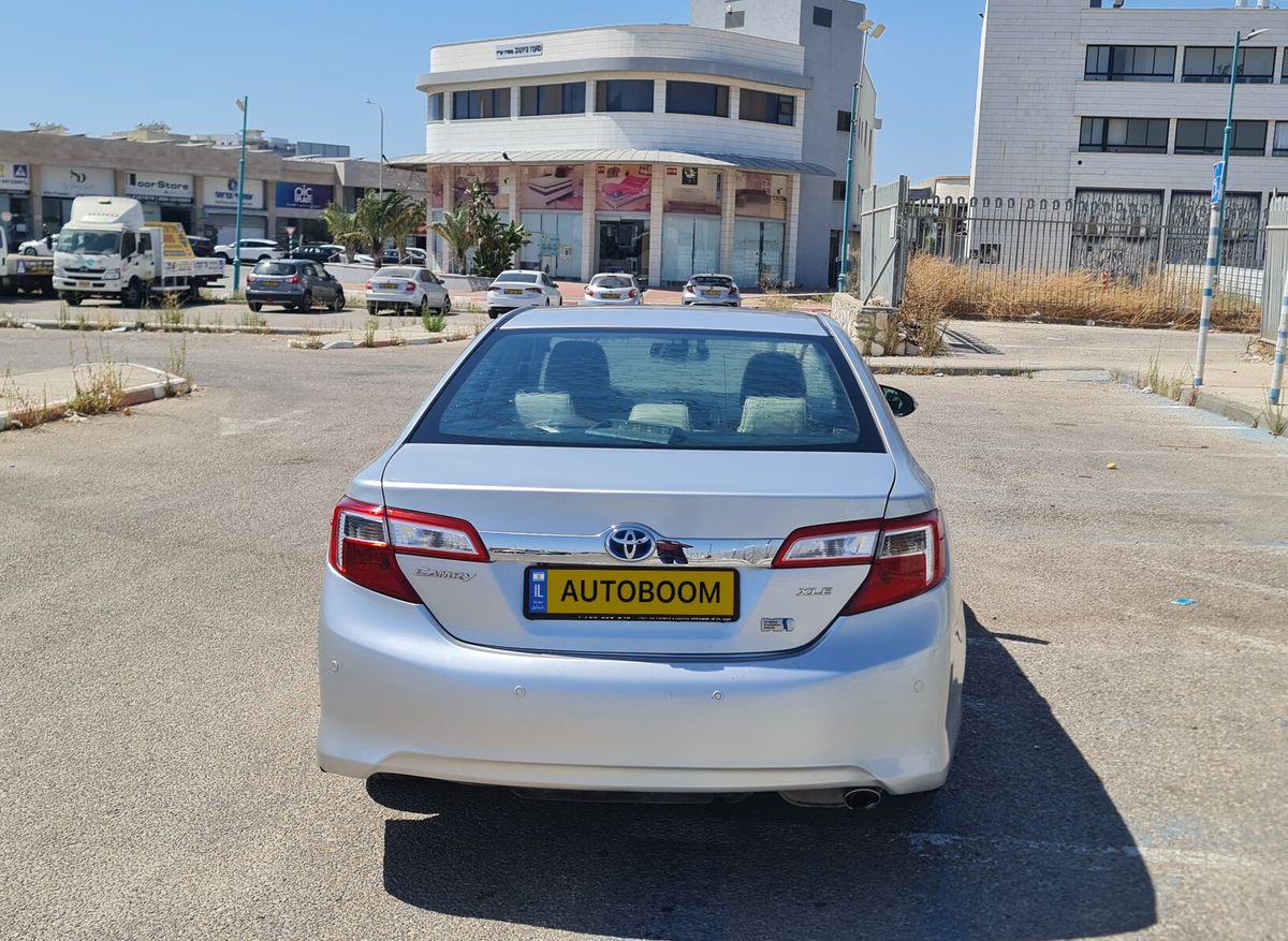 טויוטה קאמרי יד 2 רכב, 2014, פרטי