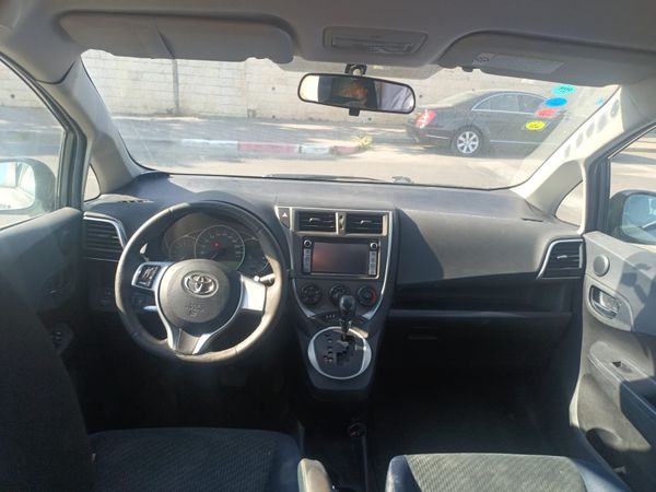Toyota Space Verso с пробегом, 2012, частная рука