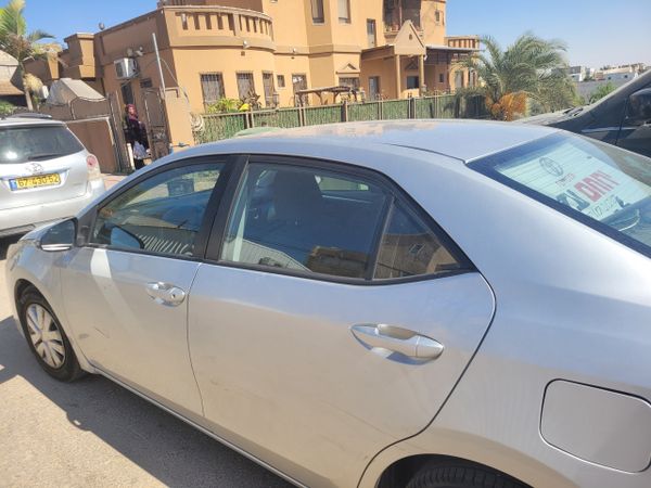 Toyota Corolla 2nd hand, 2017, private hand