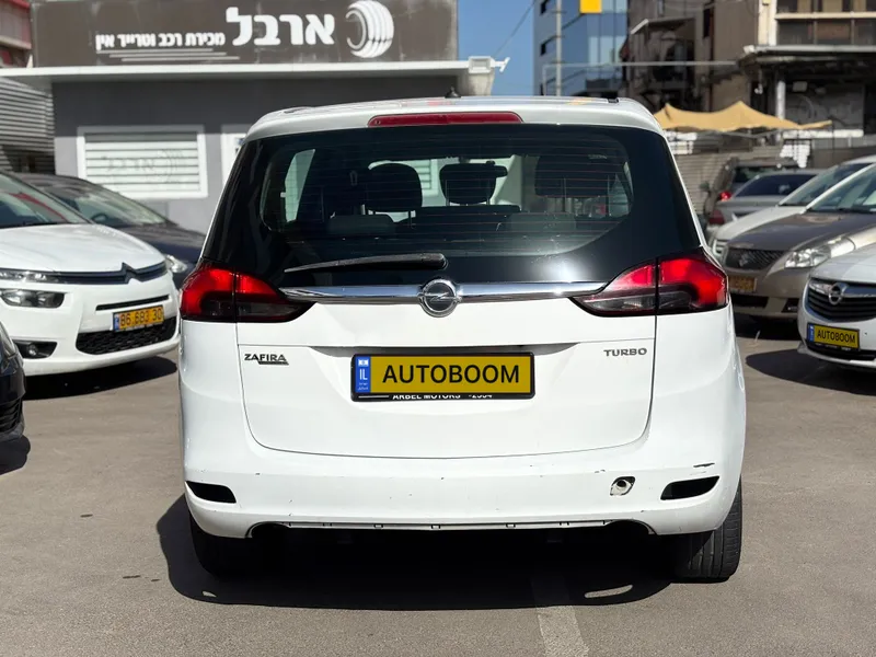אופל זאפירה יד 2 רכב, 2016