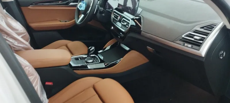 بي إم دبليو X4 سيارة جديدة, 2024