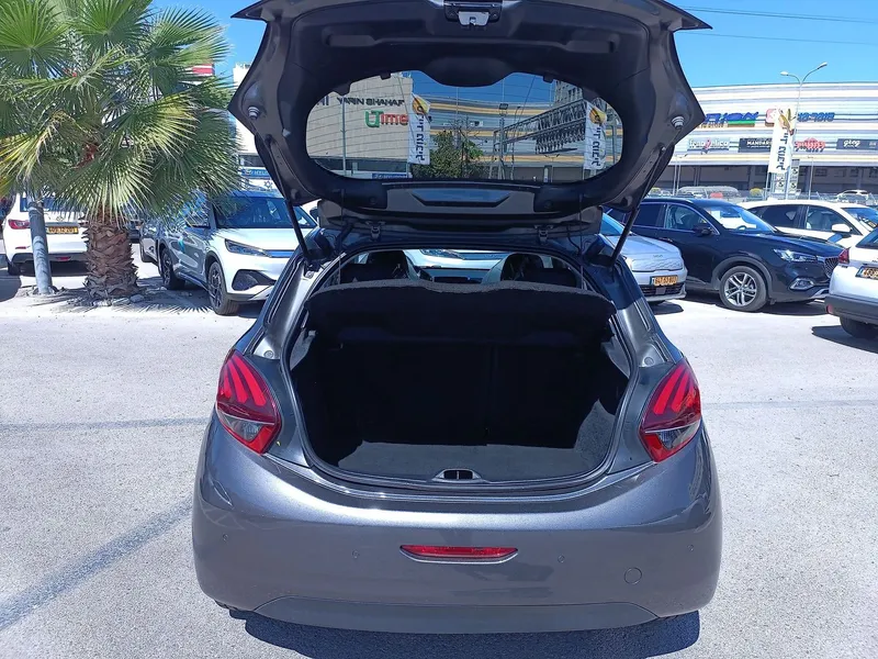 Peugeot 208 2ème main, 2019, main privée