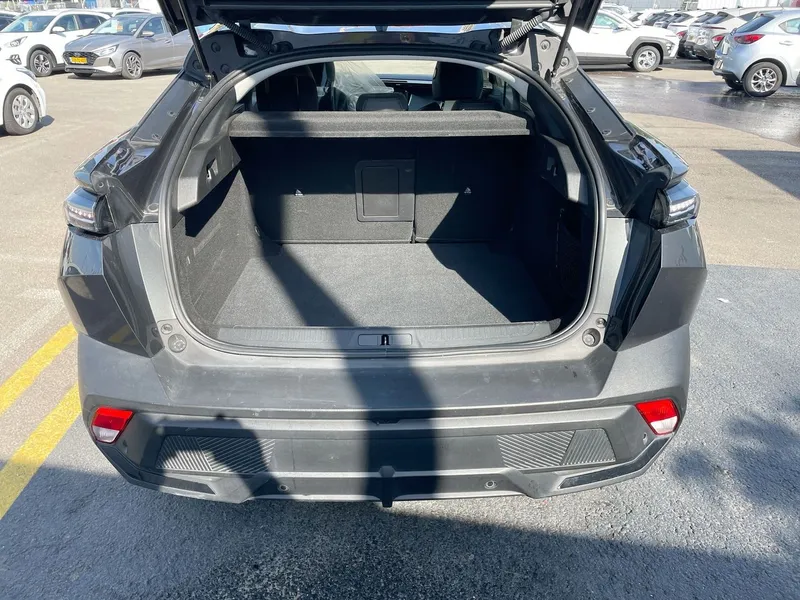 Peugeot 408 2nd hand, 2023