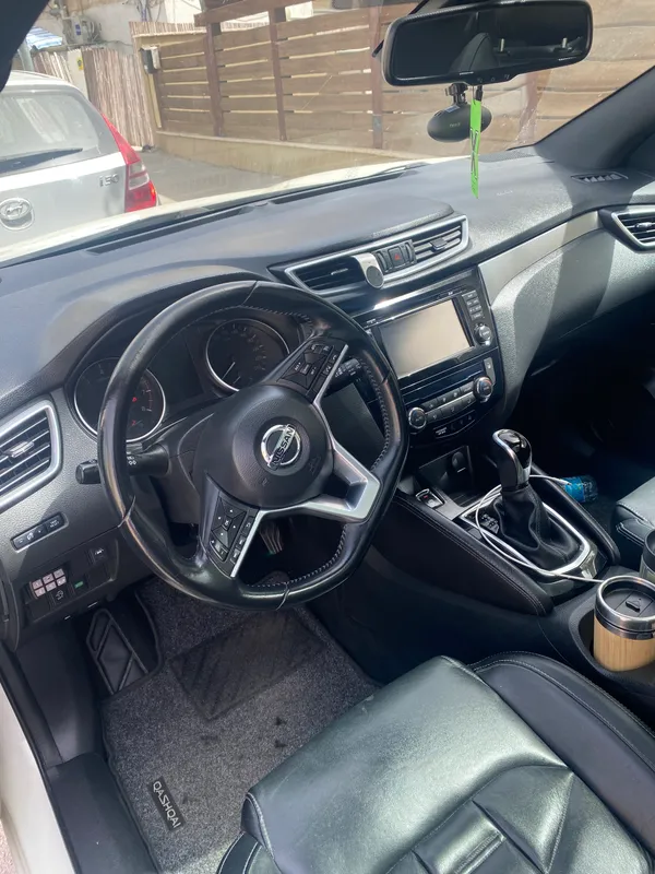Nissan Qashqai 2ème main, 2017, main privée