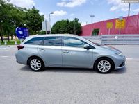 Toyota Auris 2nd hand, 2017