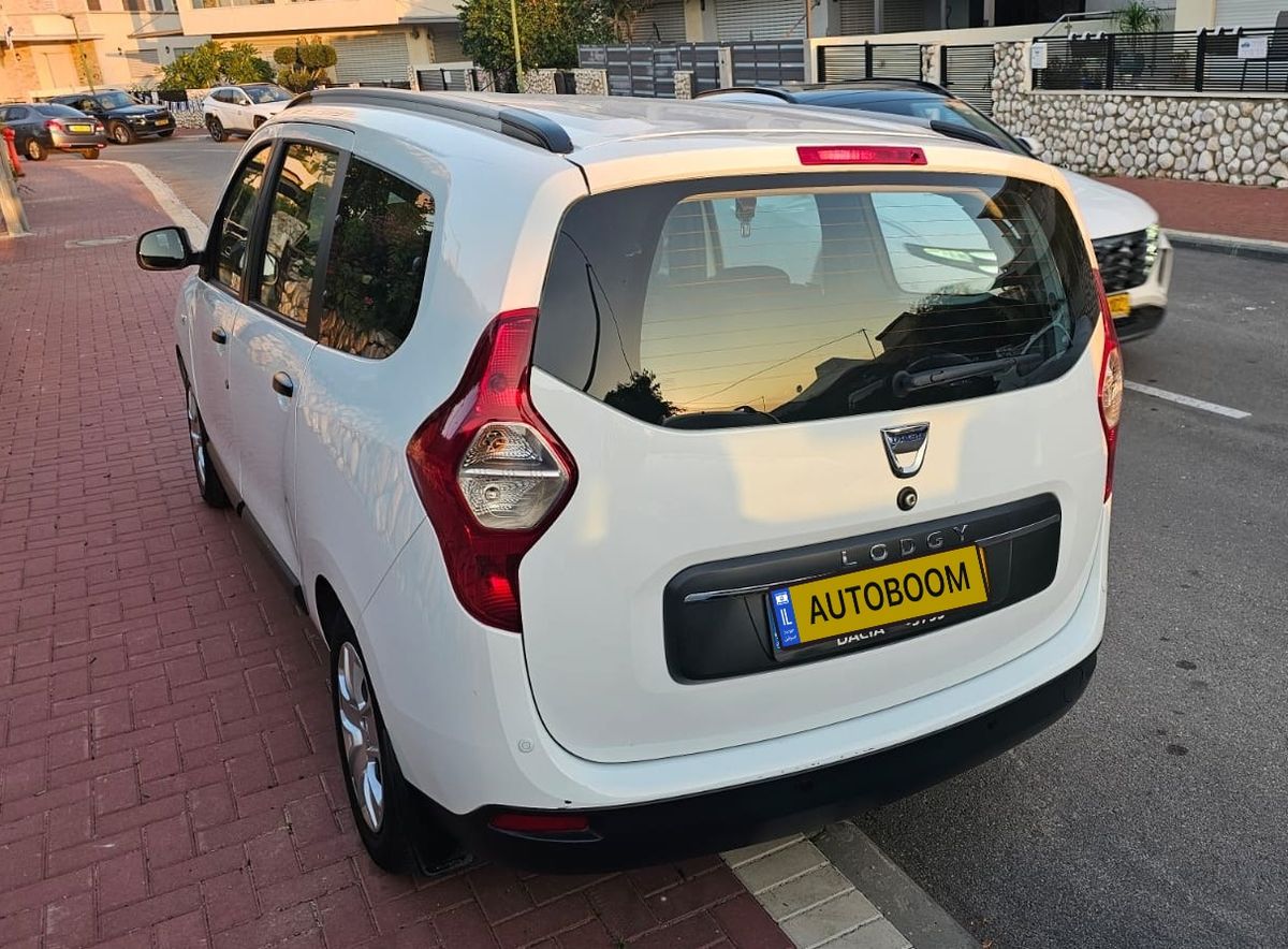 Dacia Lodgy 2nd hand, 2022, private hand