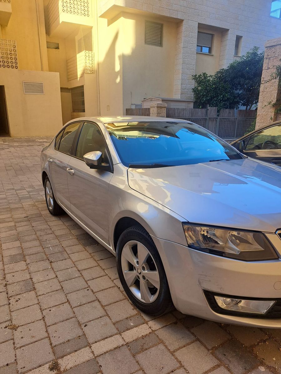 Skoda Octavia 2nd hand, 2014, private hand