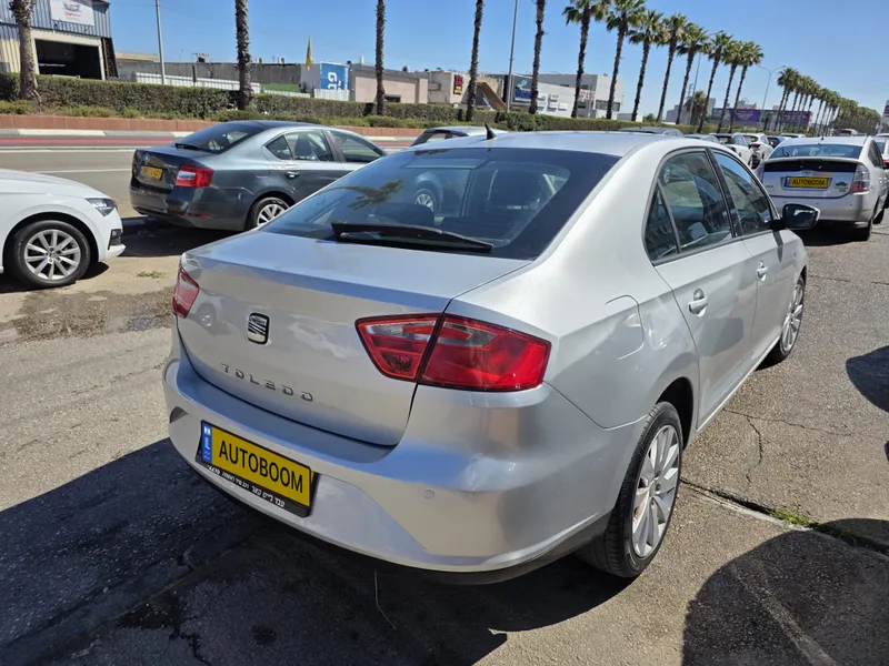 SEAT Toledo 2ème main, 2014, privée