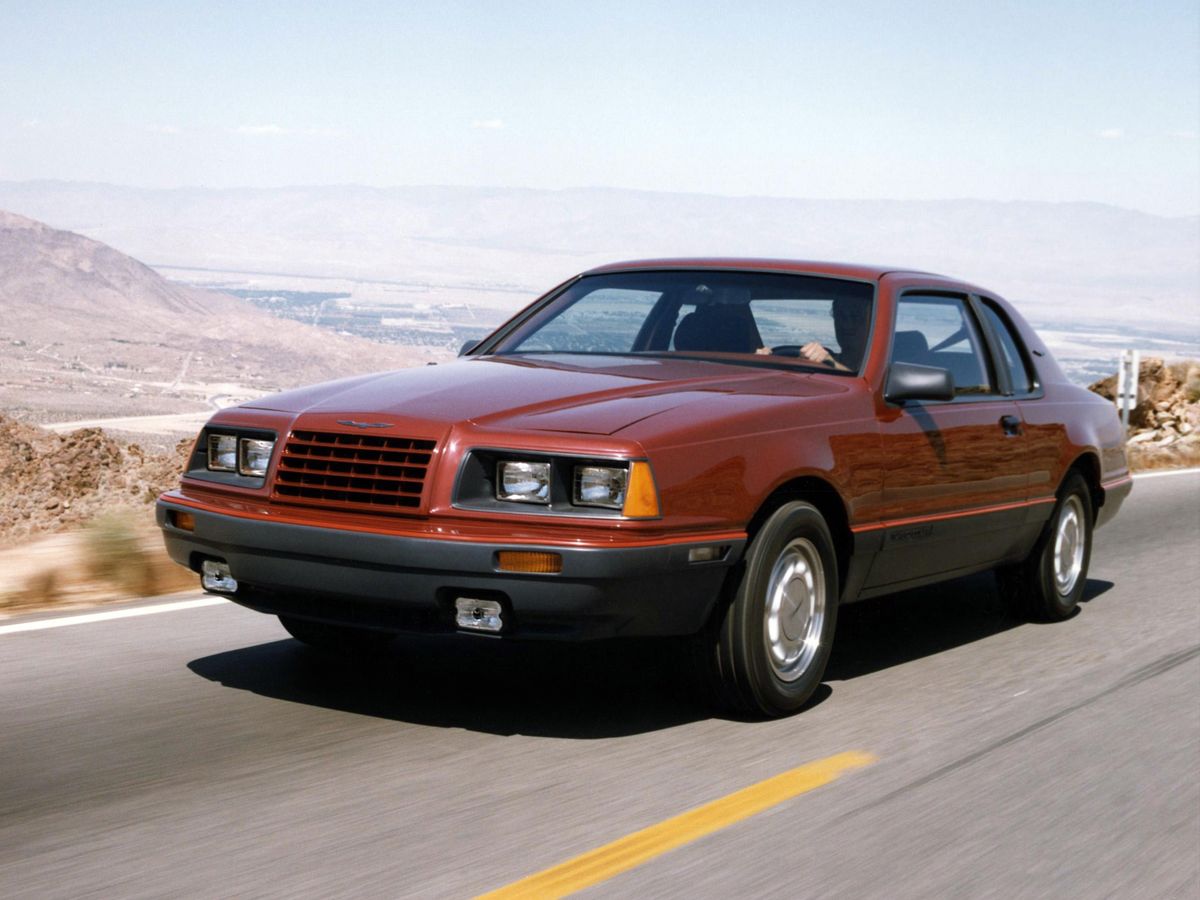 פורד ת'אנדרבירד ‏1983. מרכב, צורה. קופה, 9 דור