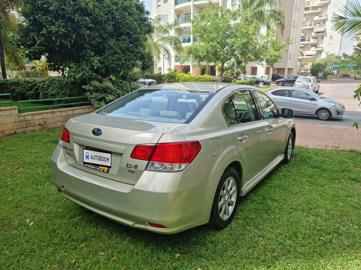 Subaru Legacy 2ème main, 2011, main privée