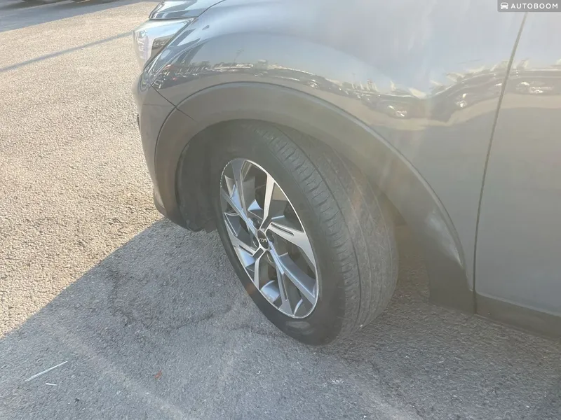 Kia Stonic 2nd hand, 2021