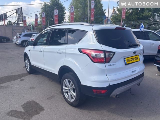 Ford Kuga 2nd hand, 2020, private