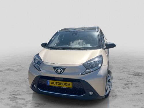 Toyota Aygo, 2023, фото
