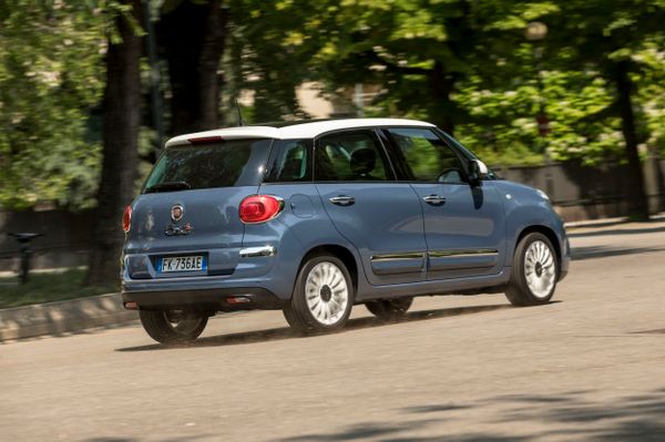 فيات 500L ‏2017. الهيكل، المظهر الخارجي. كومباكت فان, 1 الجيل، تحديث
