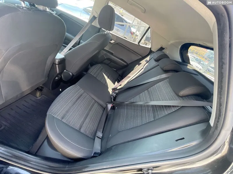 Kia Stonic 2nd hand, 2023