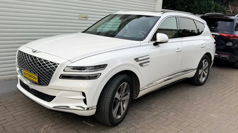 Genesis GV80 2nd hand, 2024, private