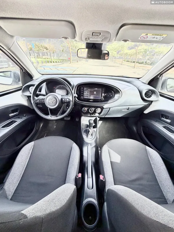 Toyota Aygo 2nd hand, 2022