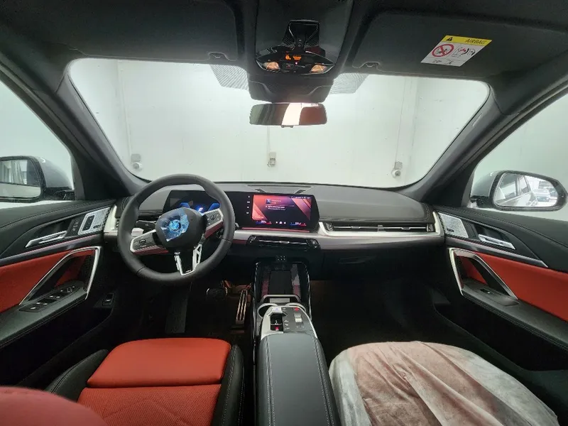 BMW iX1 nouvelle voiture, 2025, main privée