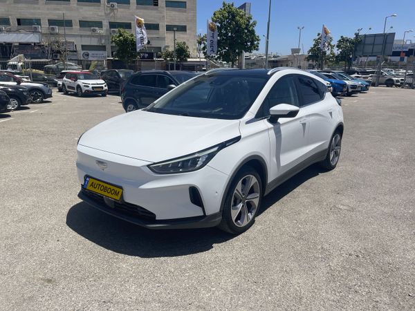 גיאומטרי C יד 2 רכב, 2023