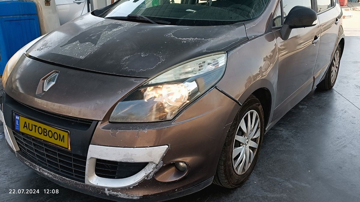 Renault Scenic 2nd hand, 2012, private hand