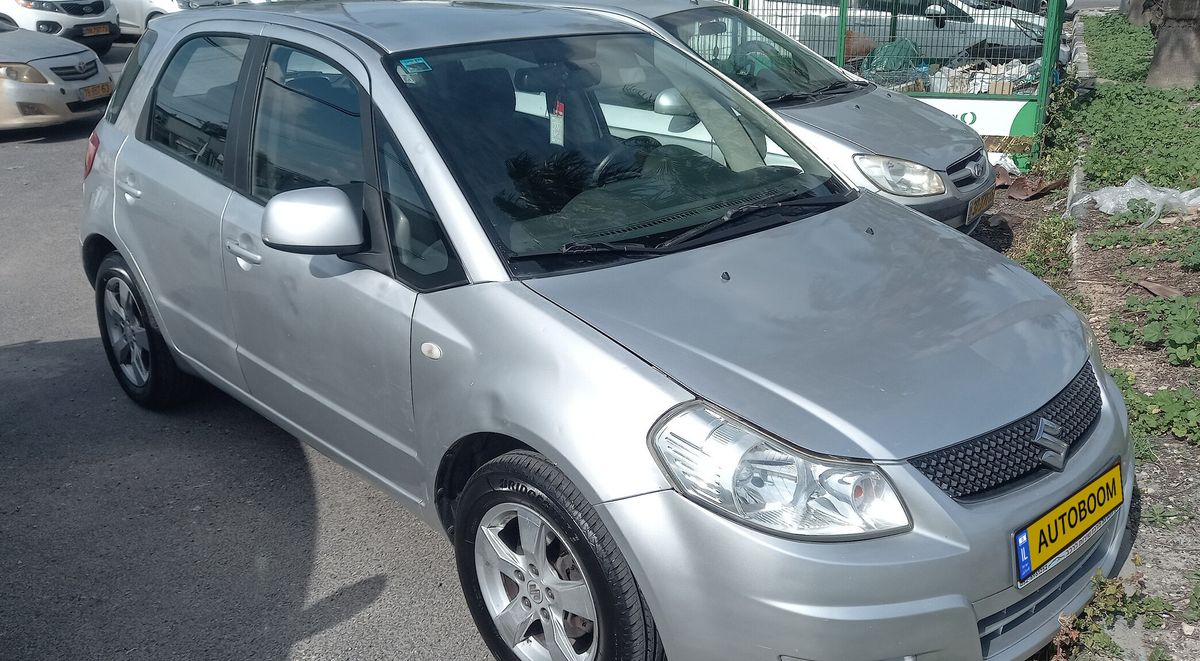 Suzuki SX4 2ème main, 2010, main privée