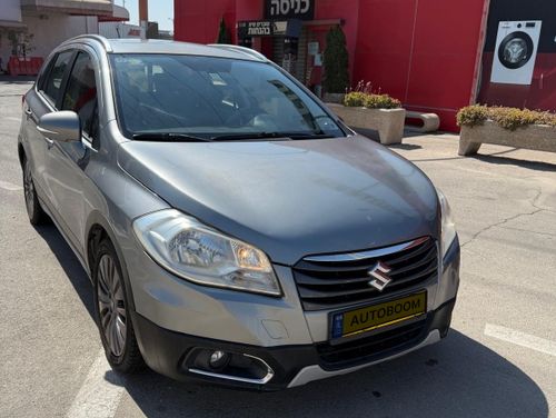 סוזוקי SX4, 2015, תמונה