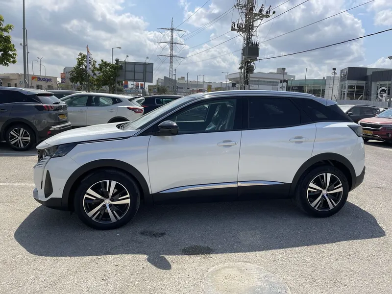 Peugeot 3008 с пробегом, 2022, частная рука