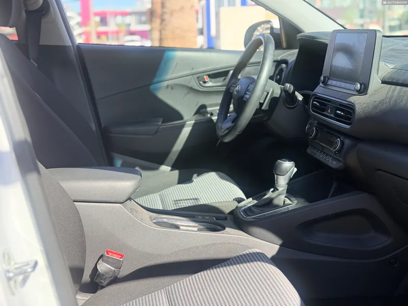 Hyundai Kona 2nd hand, 2022, private