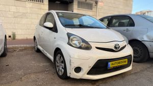 Toyota Aygo, 2012, photo