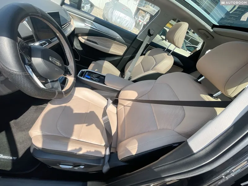 Geely Geometry C с пробегом, 2024