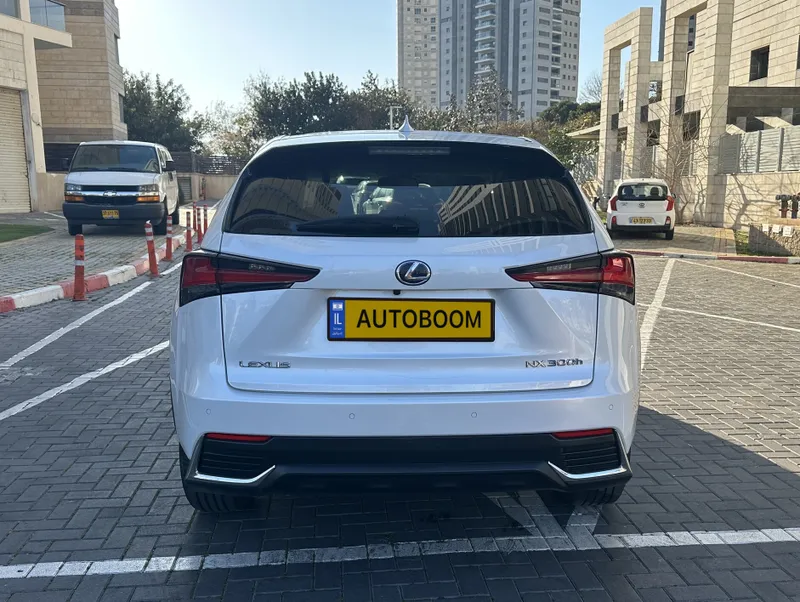 לקסוס NX יד 2 רכב, 2020, פרטי