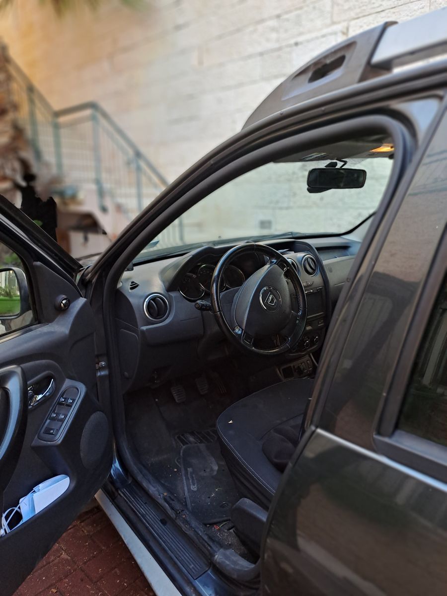 Dacia Duster 2nd hand, 2015, private hand