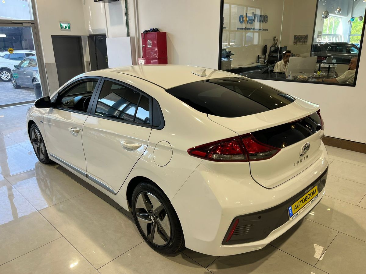Hyundai IONIQ 2nd hand, 2021