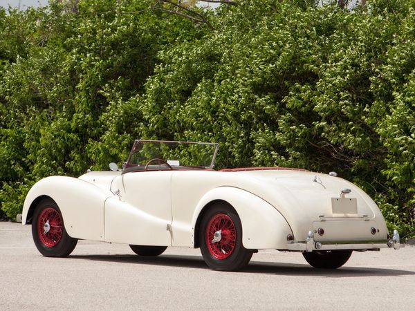 אי סי 2-Litre 1947. מרכב, צורה. קבריולט, 1 דור