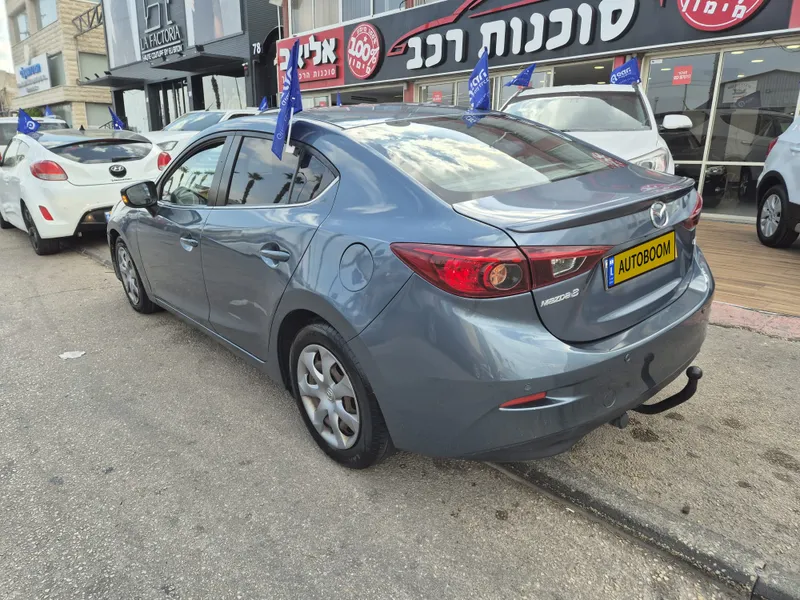 מאזדה 3 יד 2 רכב, 2014