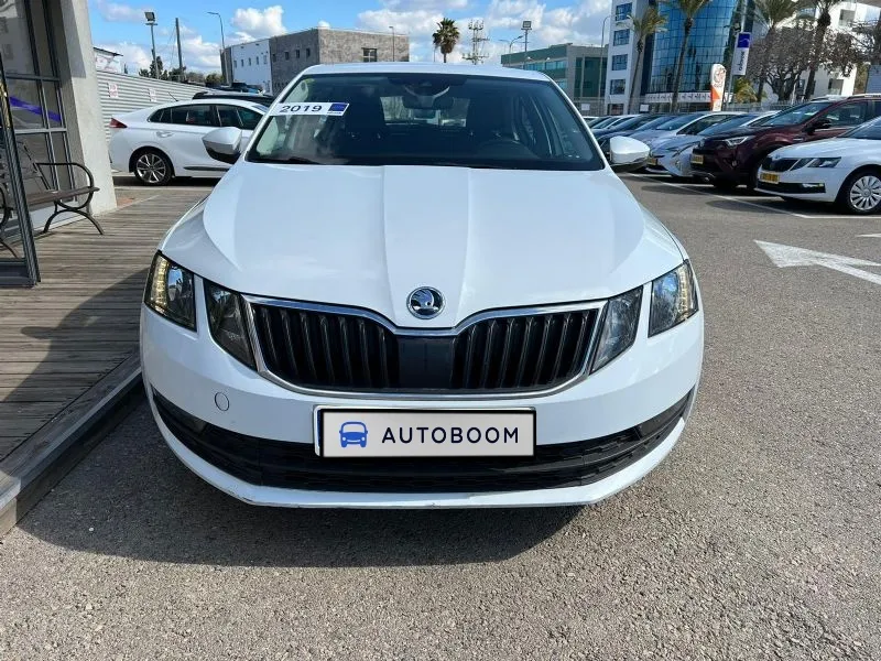 Skoda Octavia с пробегом, 2019